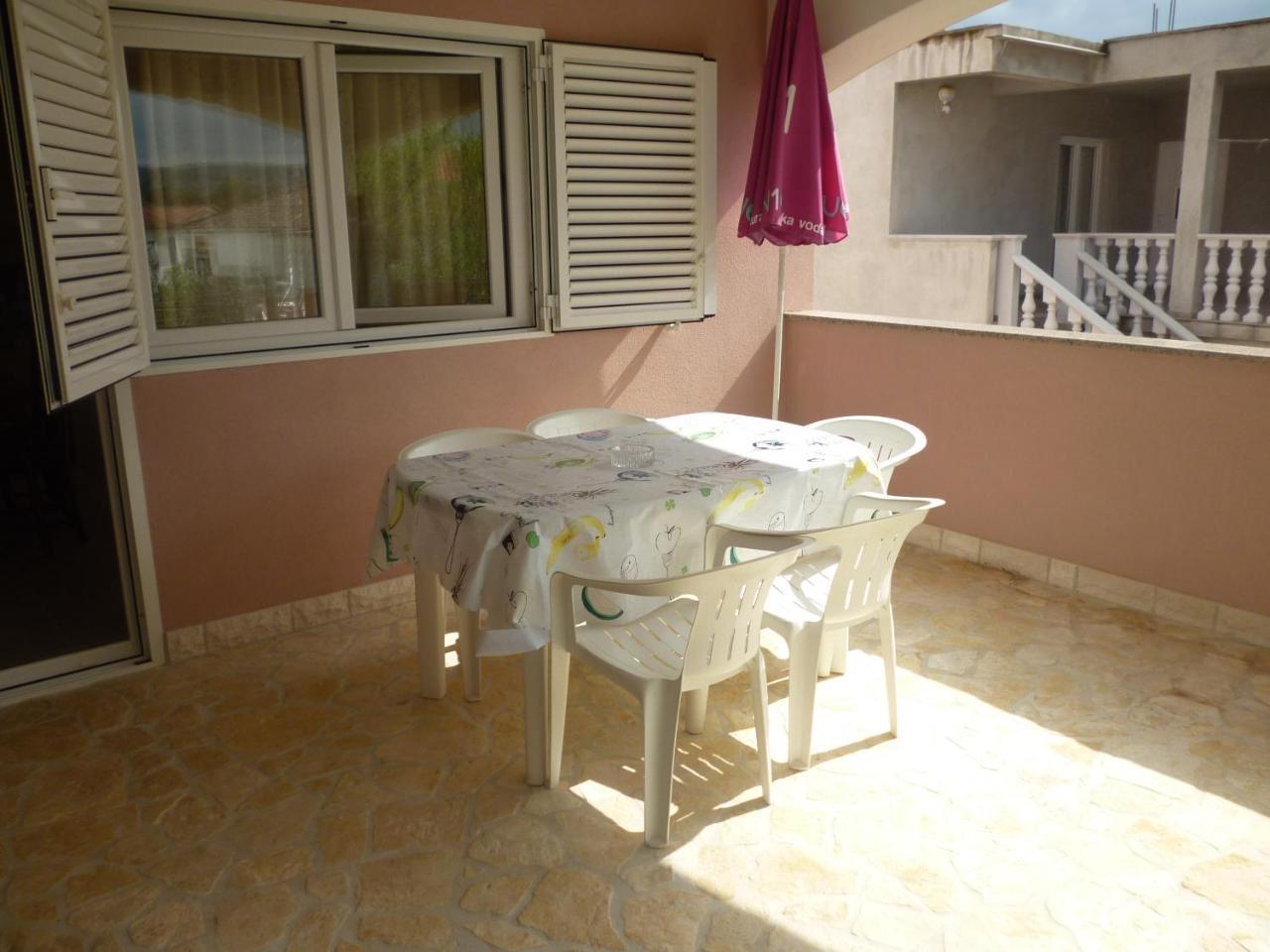 Apartmani Sunset Селине Екстериор снимка